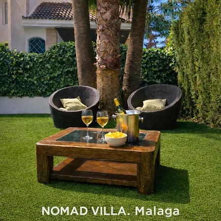 Casa de Férias Nomad Málaga álamos *