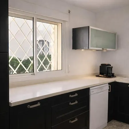 Nomad Malaga Alamos 펜션
