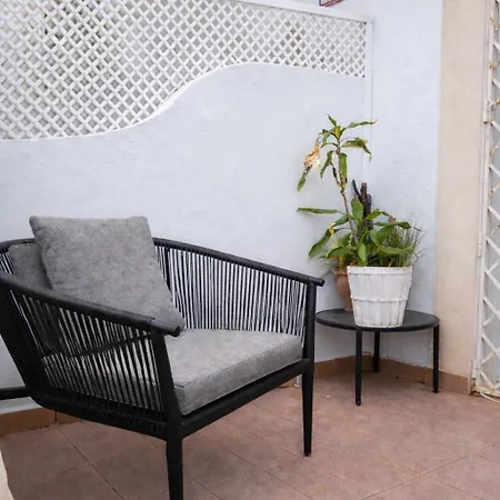 Nomad Málaga álamos *